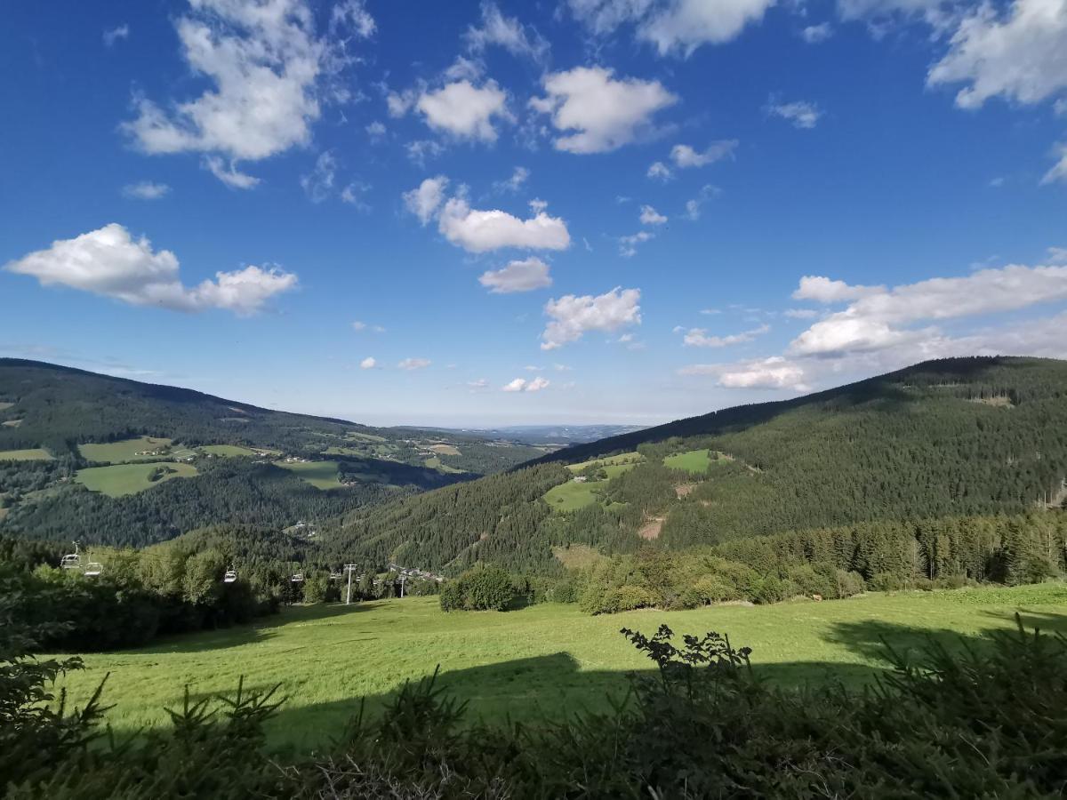 Alpengasthof Fernblick Mönichkirchen Eksteriør bilde